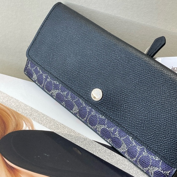 (new+tag) Coach signature monogram classic violet black soft wallet - Picture 15 of 15